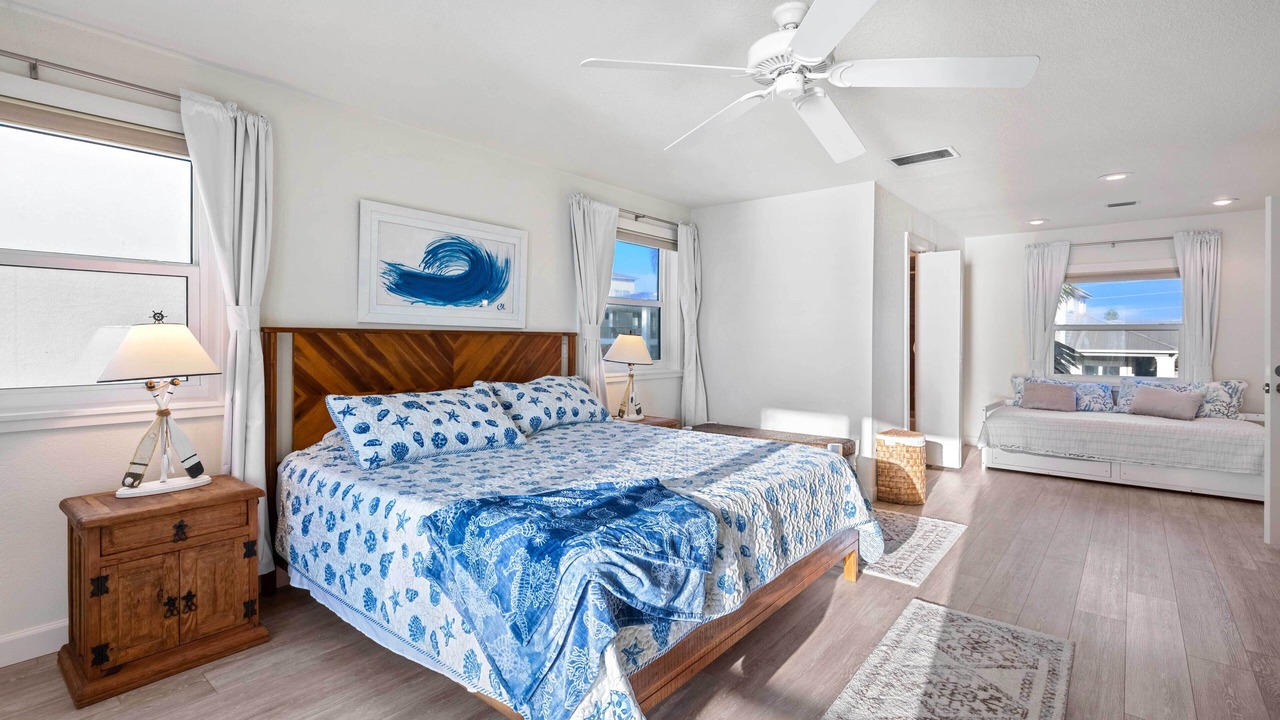Photo of Bedroom in Sunset Beach