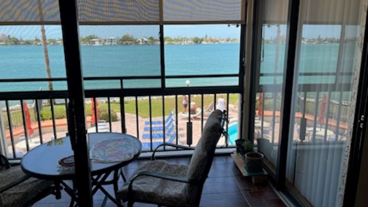 Photo of Patio Balcony in Casa del Mar