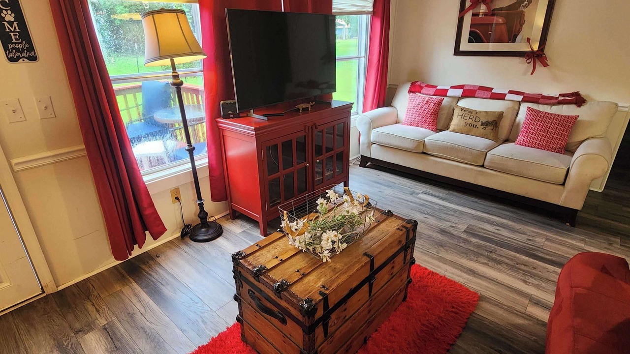 Photo of Livingroom in Longs