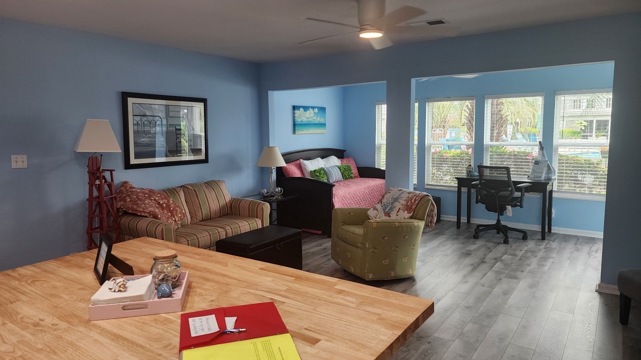 Photo of Livingroom in Little River