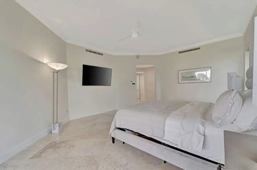 Photo of Bedroom in Longboat Key