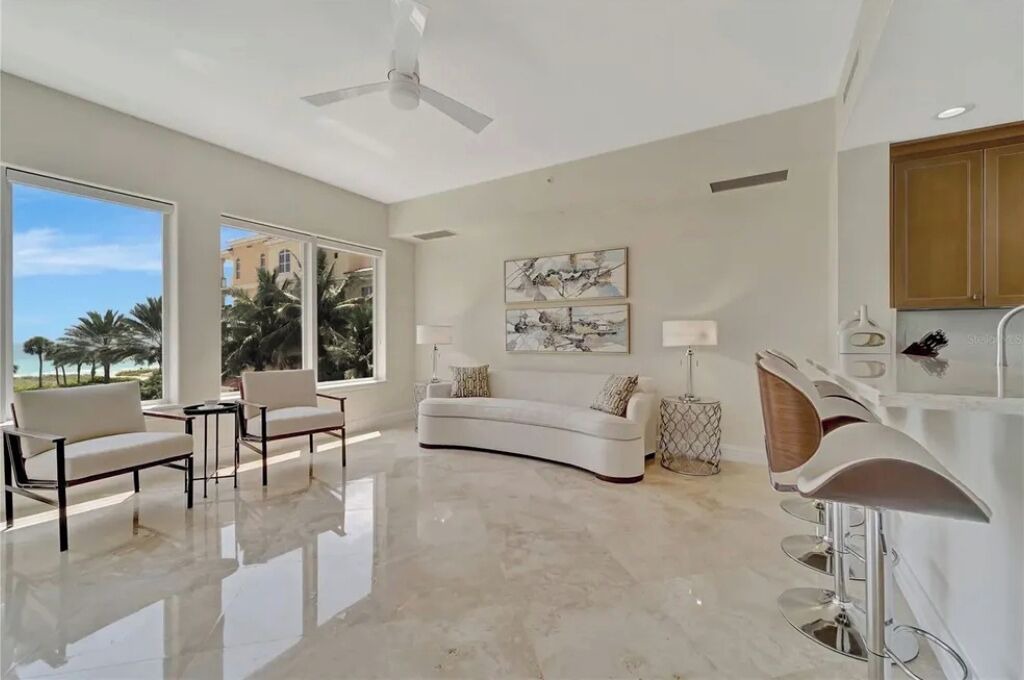 Photo of Livingroom in Longboat Key