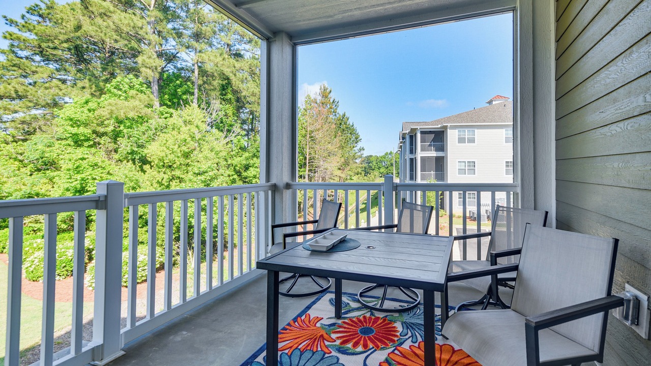Photo of Patio Balcony in Calabash
