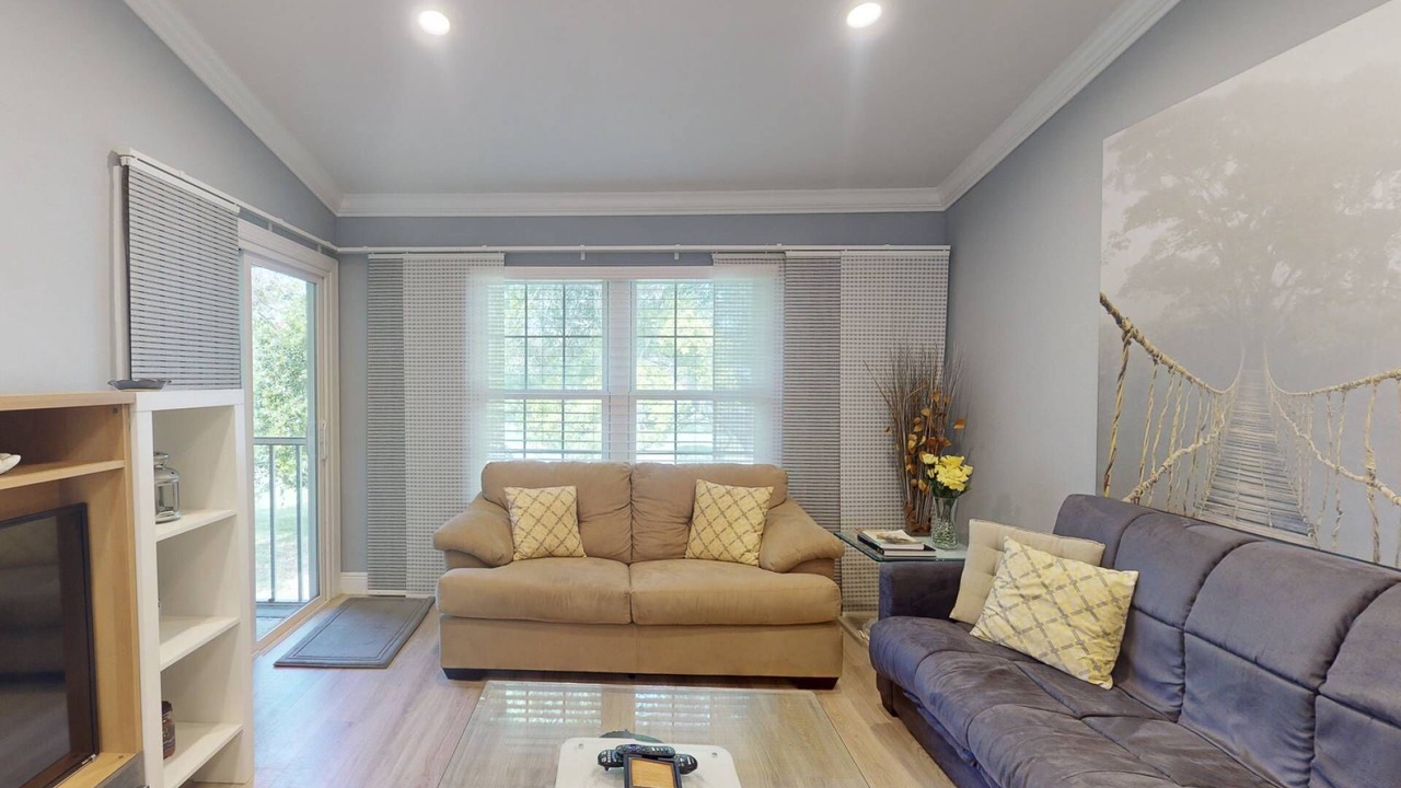 Photo of Livingroom in Capri Isle