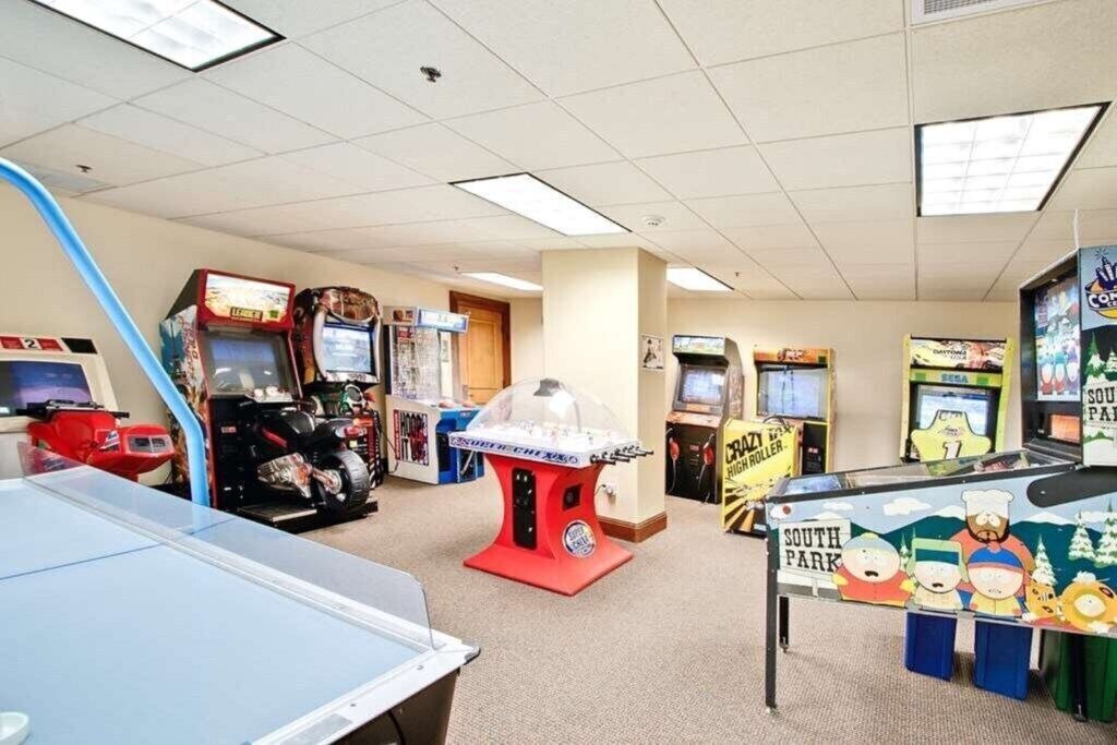 Photo of Bedroom in Peak 9