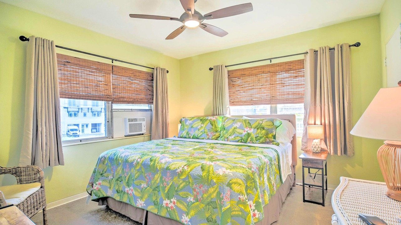 Photo of Bedroom in Treasure Island