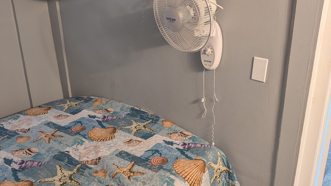 Photo of Bedroom in Little Salisbury