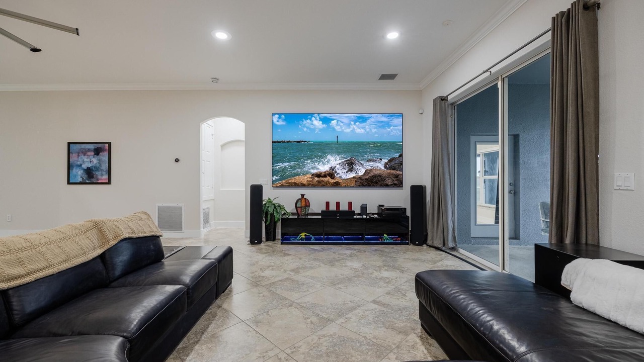 Photo of Livingroom in Burnt Store