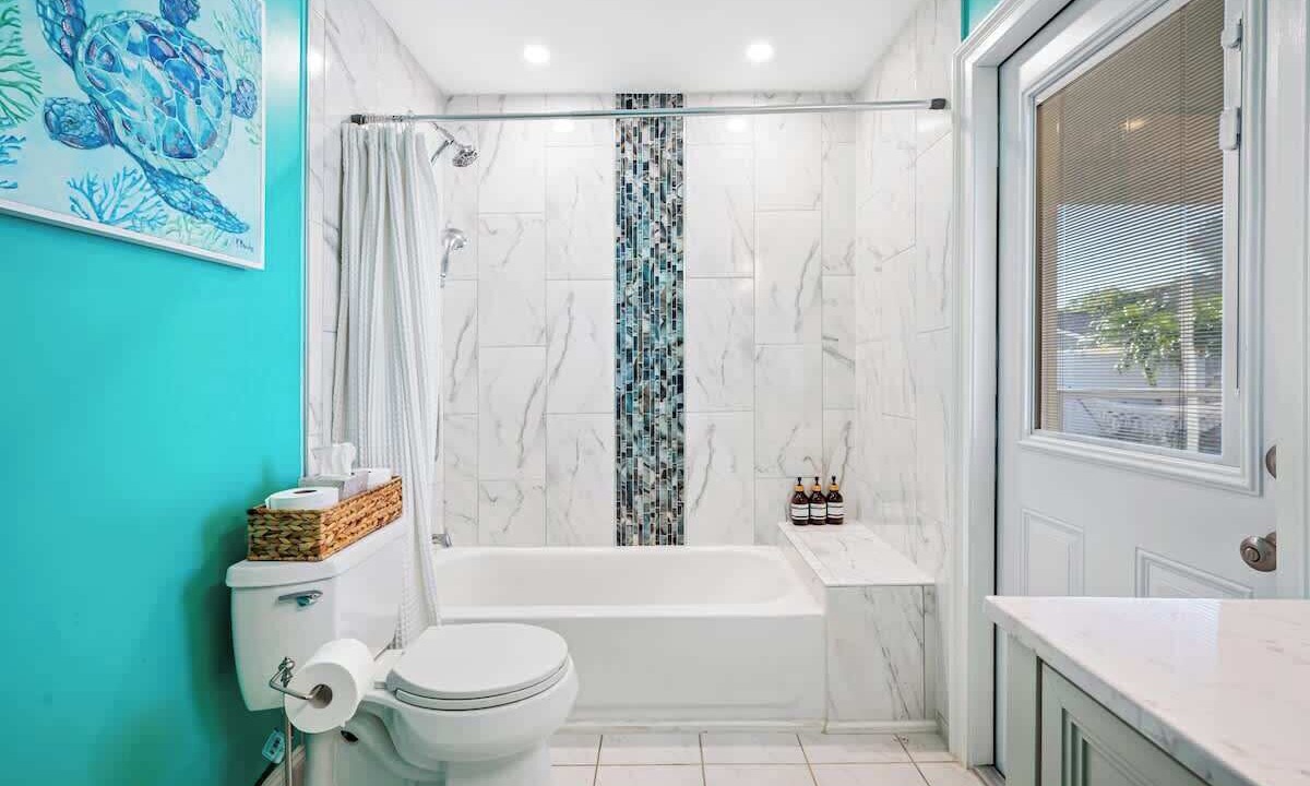 Photo of Bathroom in Largo