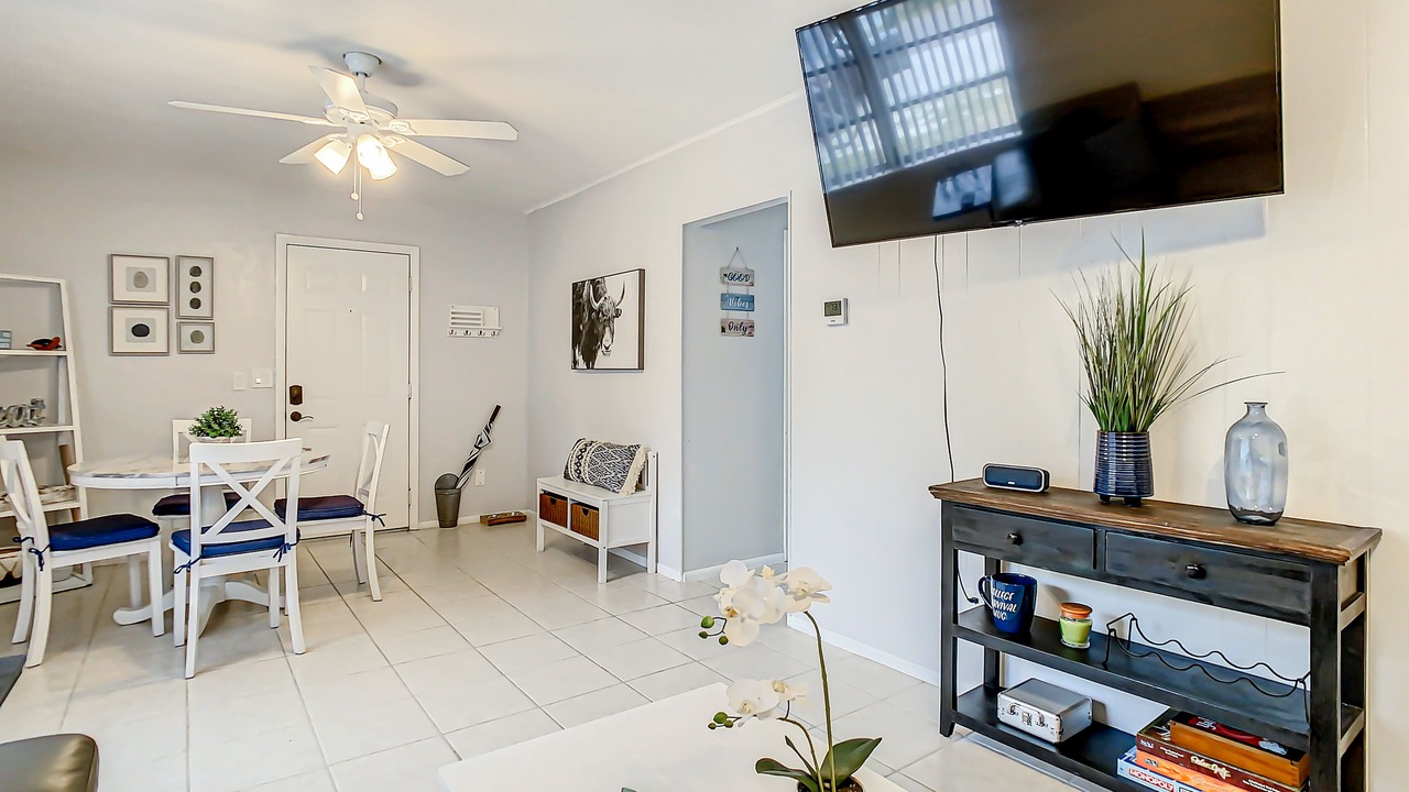 Photo of Livingroom in Anona