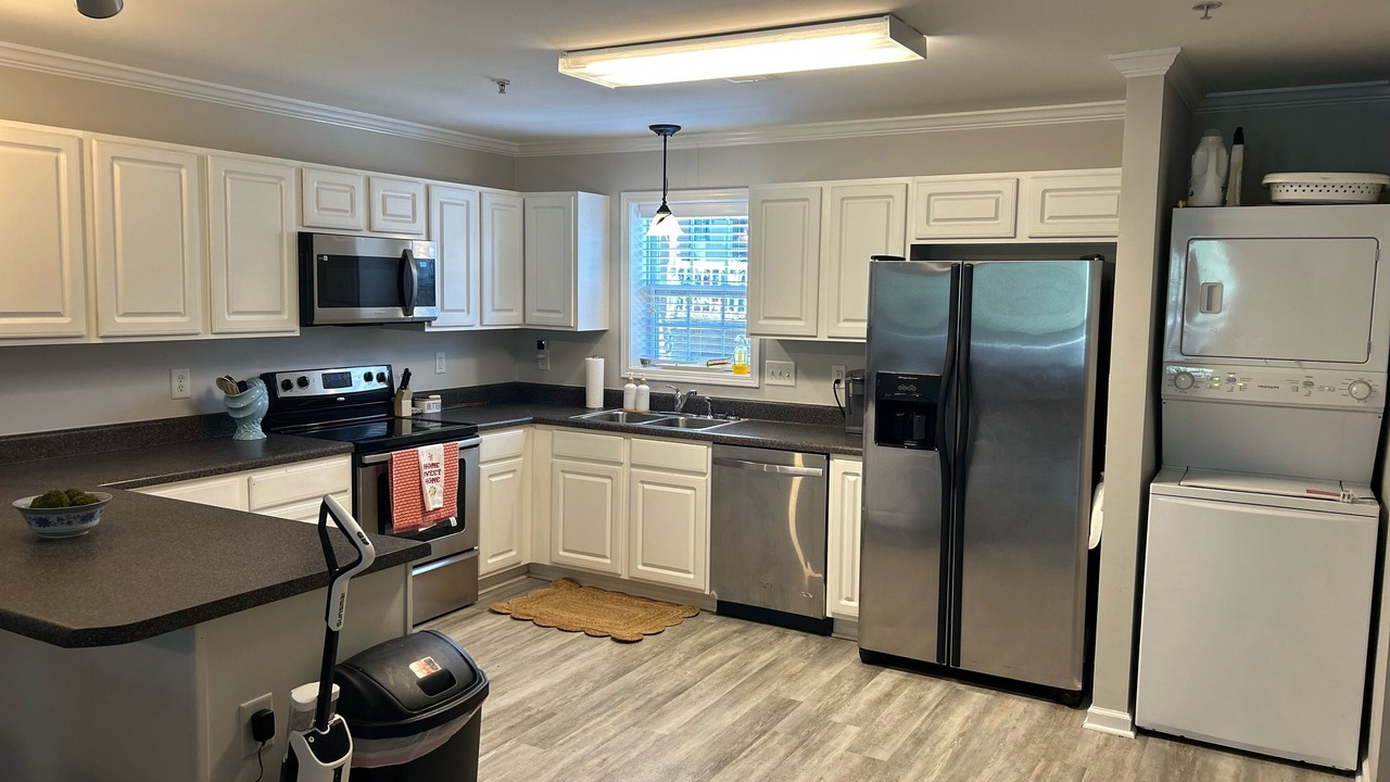 Photo of Kitchen in White Lake