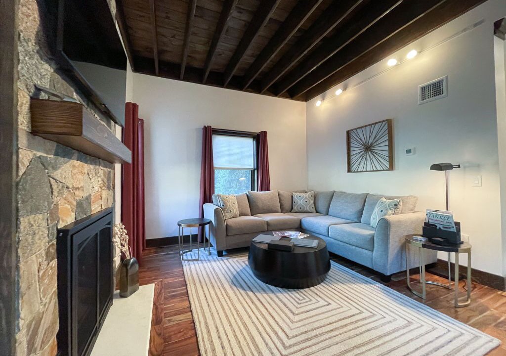 Photo of Livingroom in Wyoming