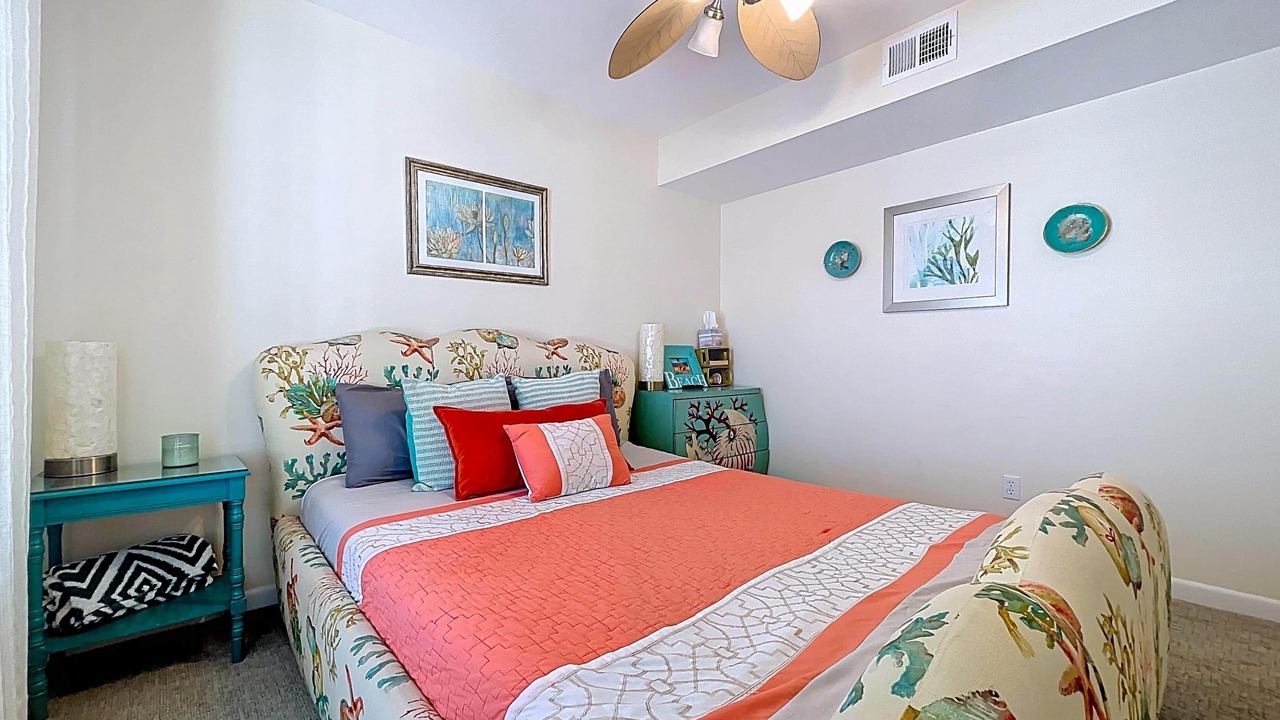 Photo of Bedroom in Sunset Beach