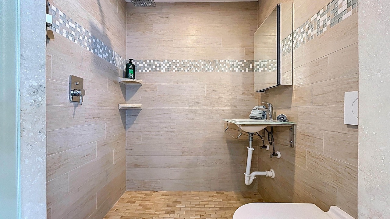 Photo of Bathroom in Sunset Beach