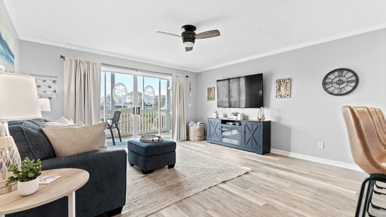 Photo of Livingroom in Carolina Yacht Landing