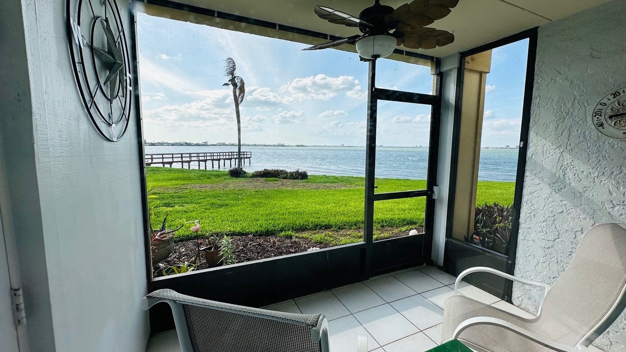 Photo of Patio Balcony in Casa del Mar