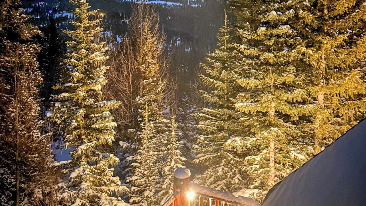 Photo of Others in Alma