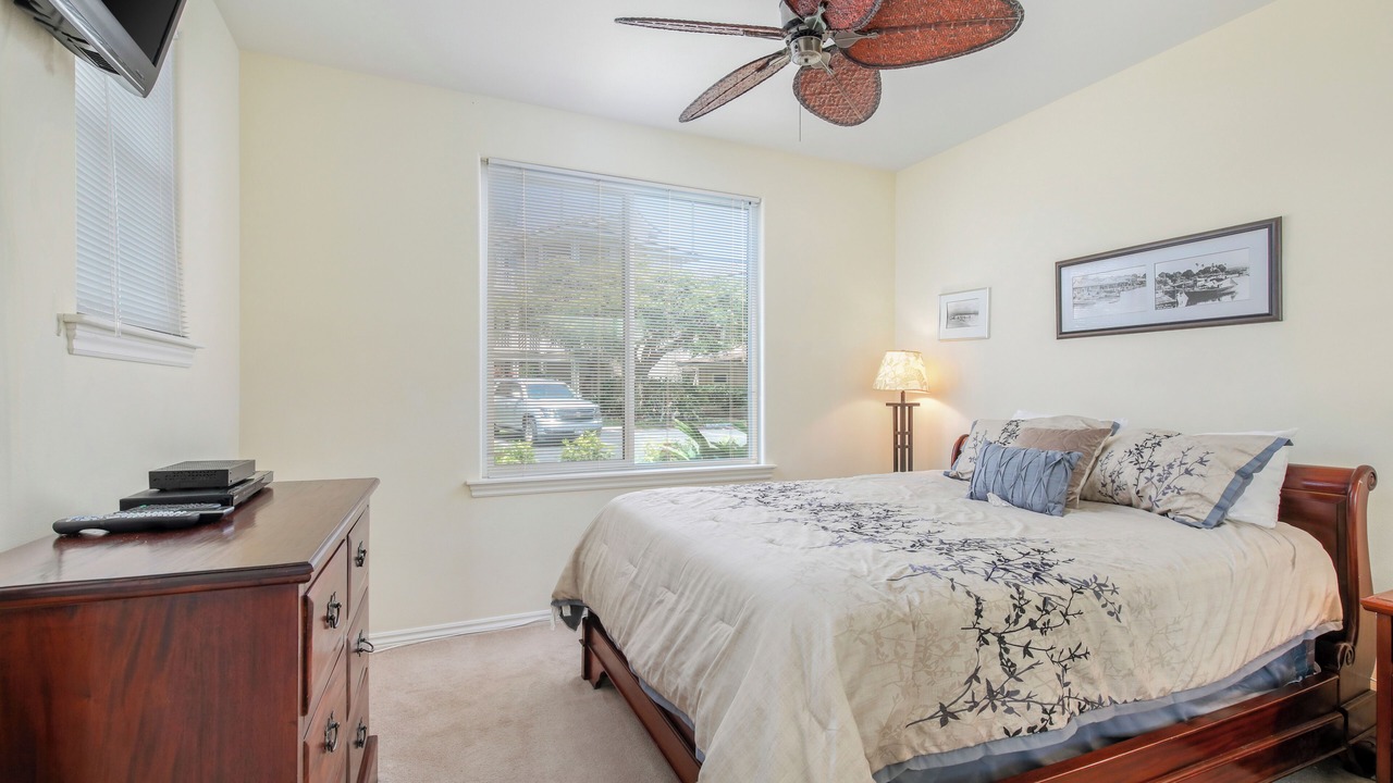 Photo of Bedroom in Waikoloa Village