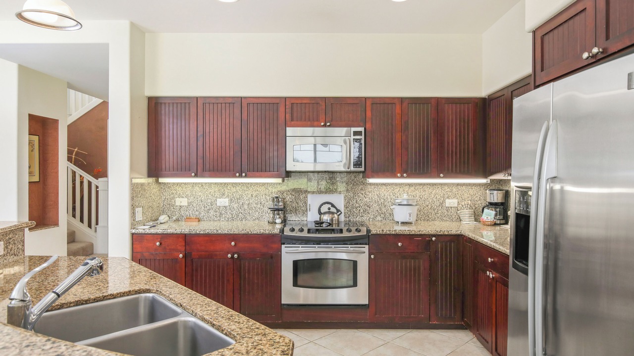 Photo of Kitchen in Waikoloa Village