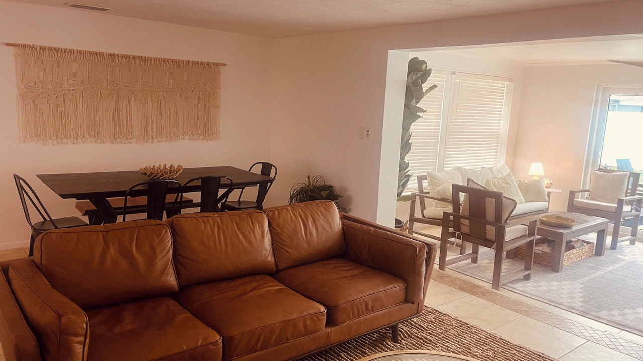 Photo of Livingroom in Gulf Gate Estates