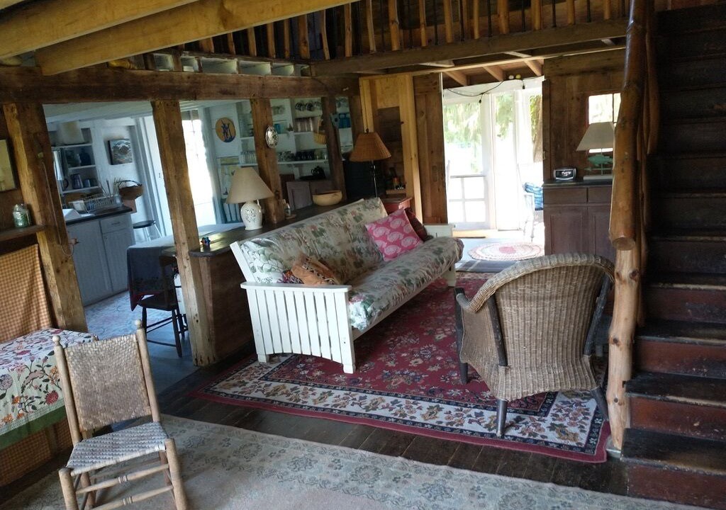 Photo of Livingroom in Adamsville