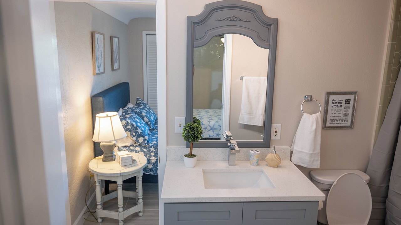 Photo of Bathroom in Harbor Bluffs
