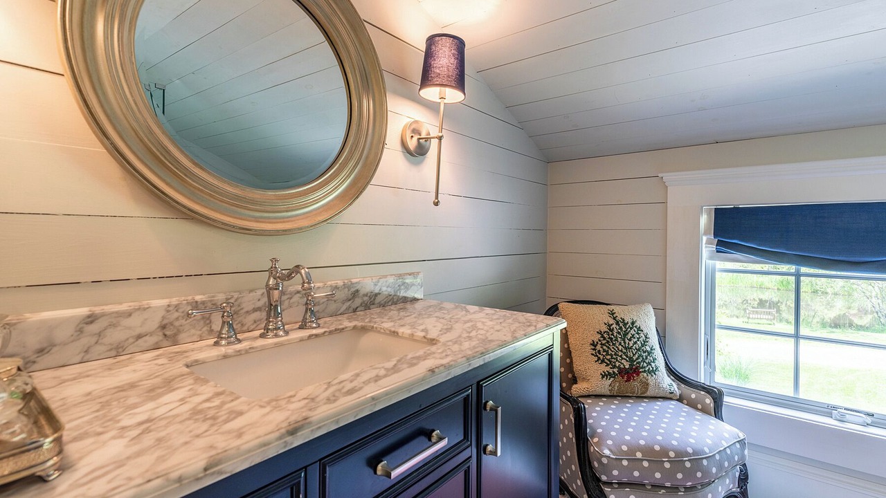 Photo of Bathroom in West Hartford
