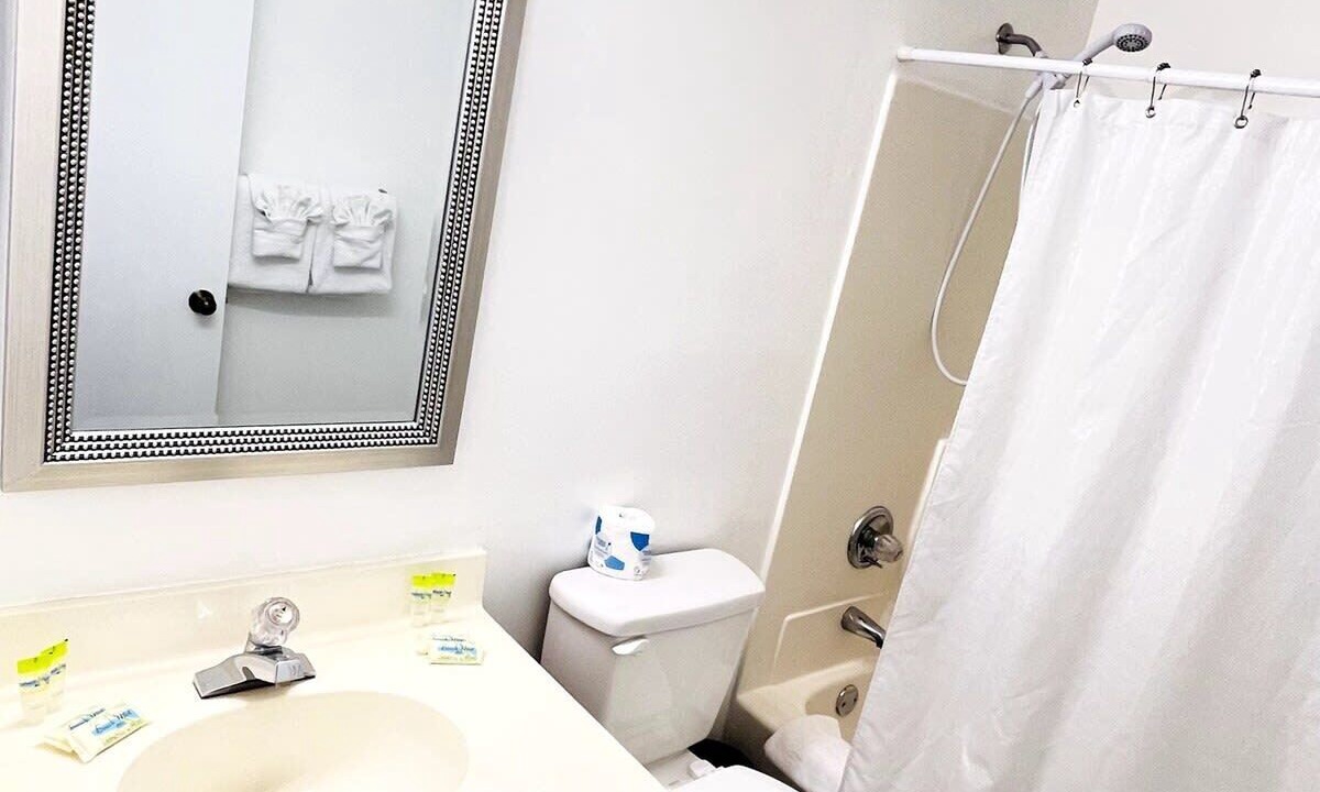 Photo of Bathroom in Little River