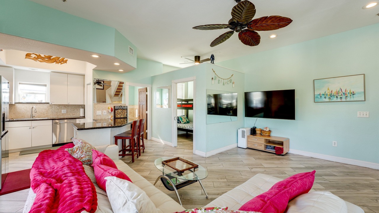 Photo of Livingroom in Bay Esplanade