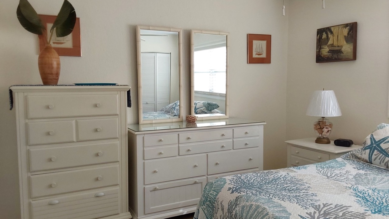 Photo of Bedroom in Sunset Beach