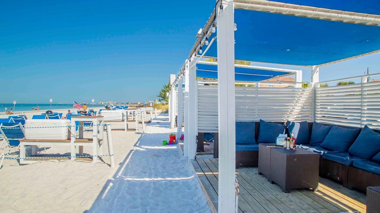 Photo of Patio Balcony in Sunset Beach
