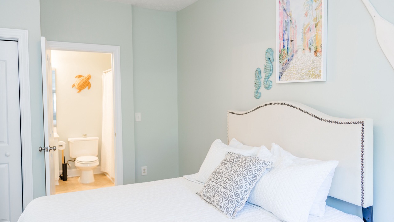 Photo of Bedroom in Carolina Yacht Landing