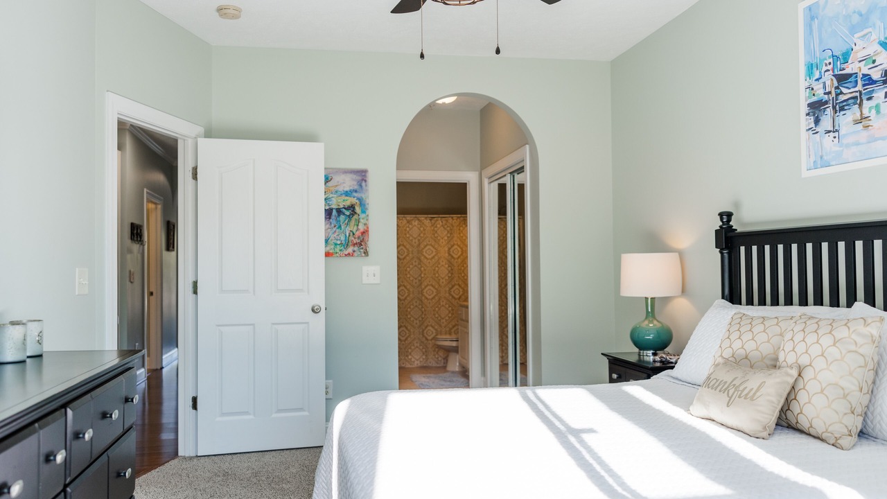 Photo of Bedroom in Carolina Yacht Landing
