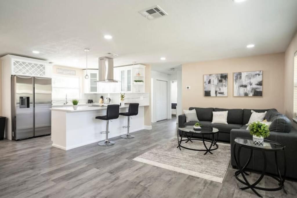 Photo of Livingroom in Harbor Bluffs