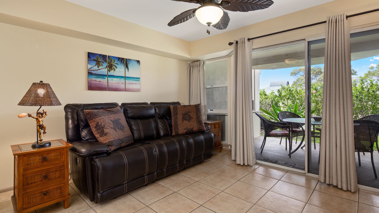 Photo of Livingroom in Waikoloa Village