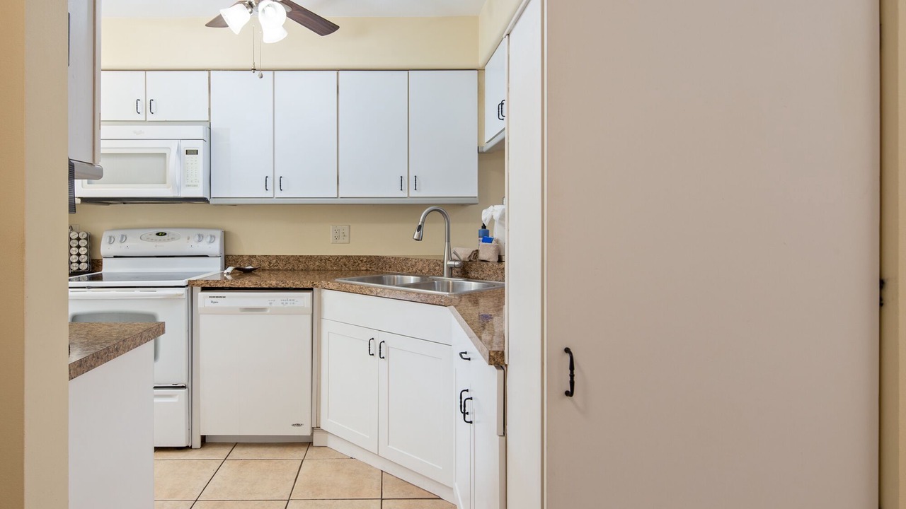 Photo of Kitchen in Waikoloa Village