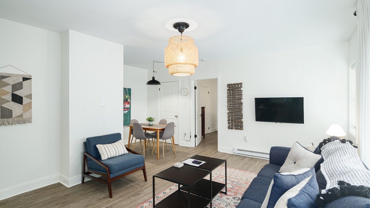 Photo of Livingroom in Roxborough-Manayunk