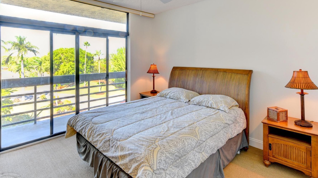 Photo of Bedroom in Longboat Key