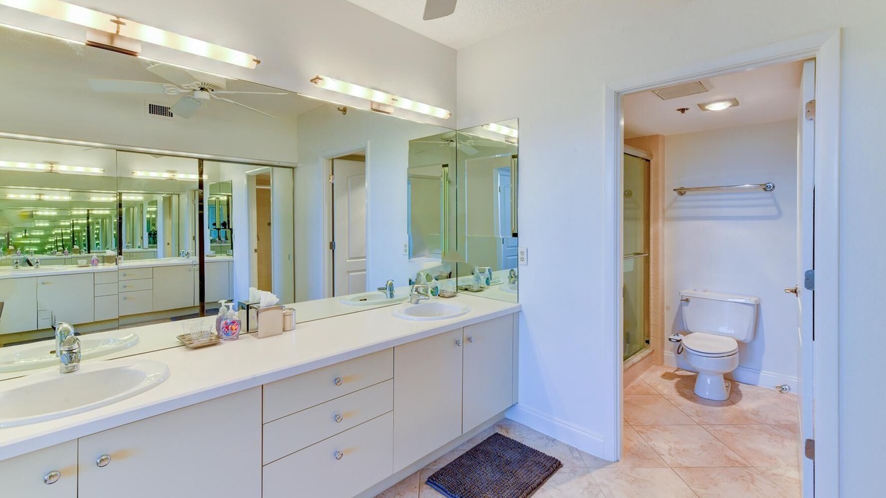 Photo of Bathroom in Longboat Key