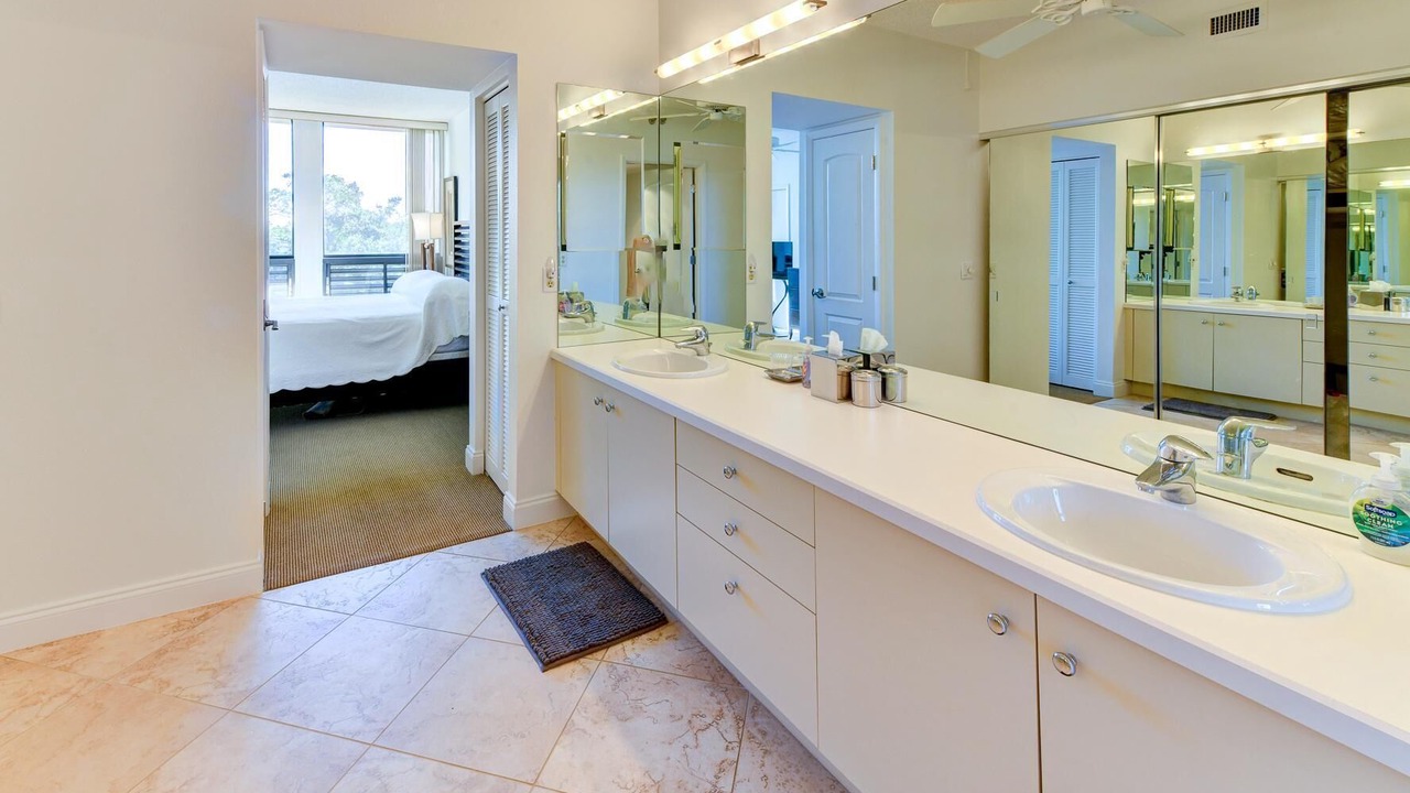 Photo of Bathroom in Longboat Key