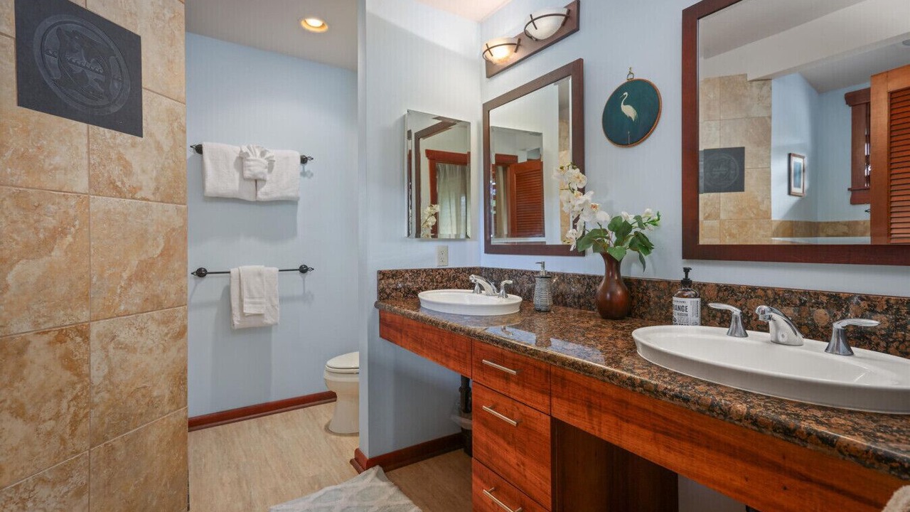 Photo of Bathroom in Honaunau-Napoopoo