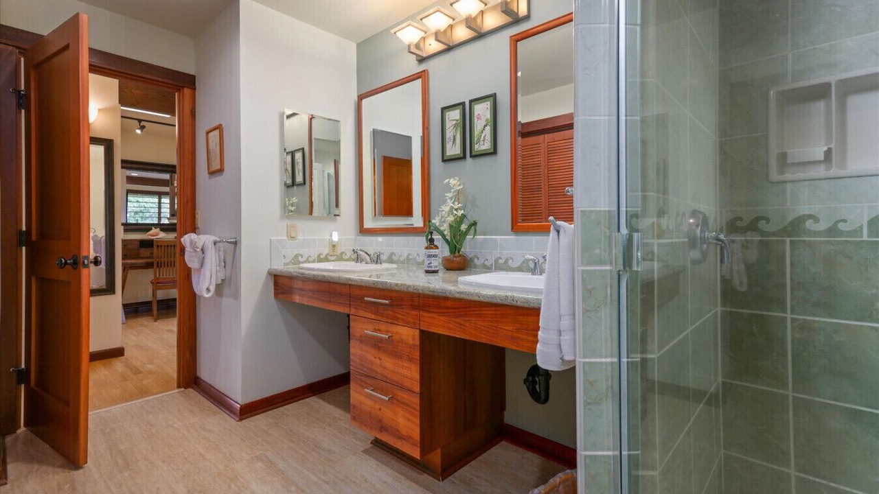 Photo of Bathroom in Honaunau-Napoopoo