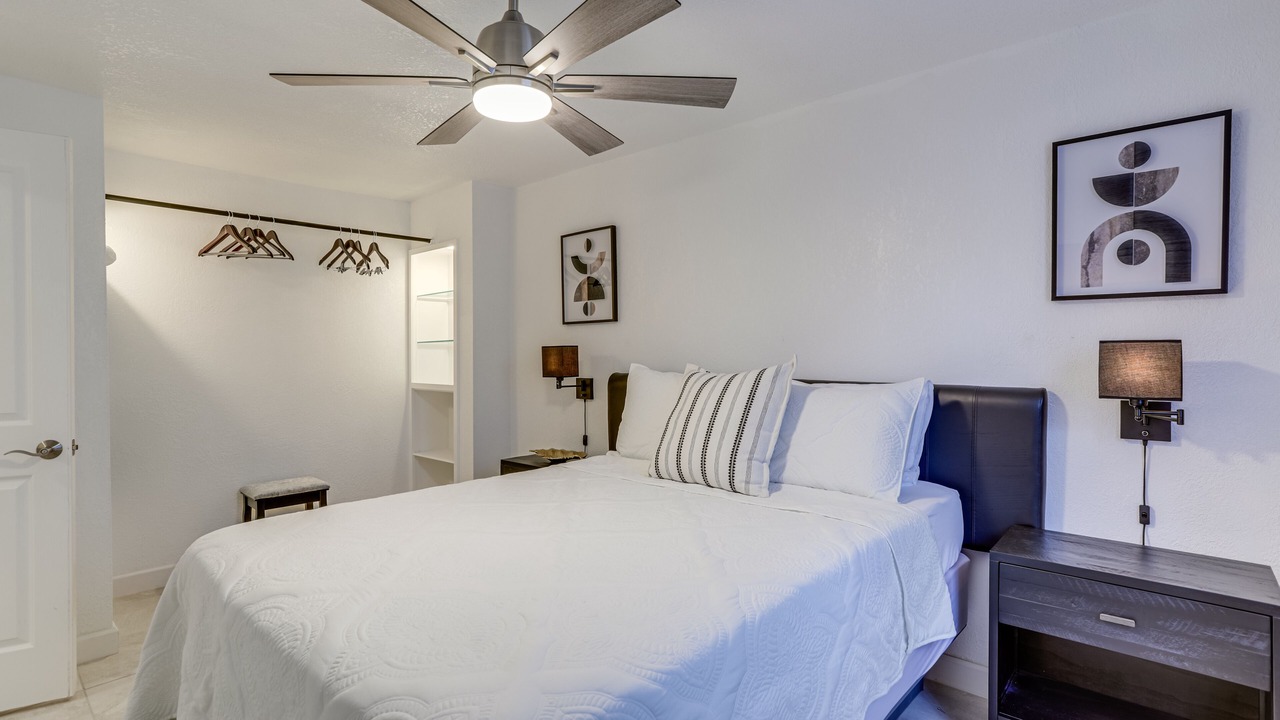Photo of Bedroom in Harbor Bluffs