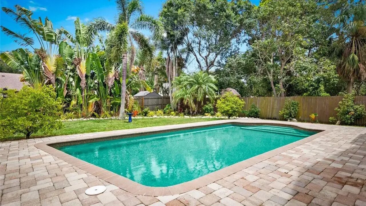 Photo of Outdoor in Flora Villa