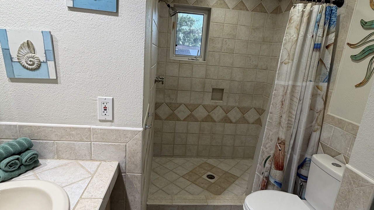Photo of Bathroom in Flora Villa