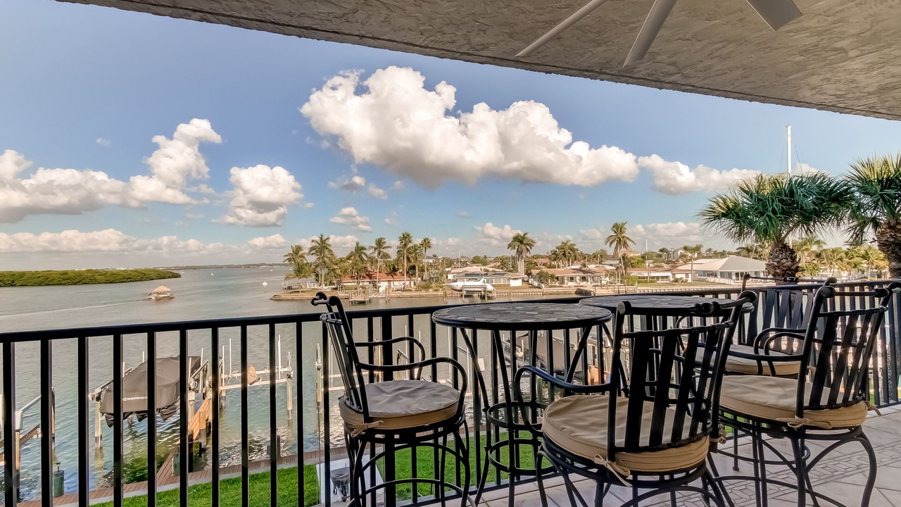 Photo of Outdoor in Capri Isle