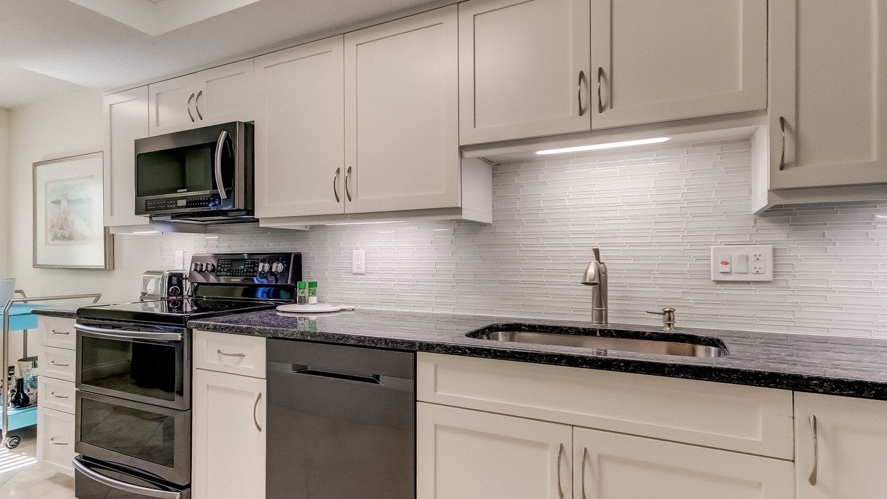 Photo of Kitchen in Capri Isle