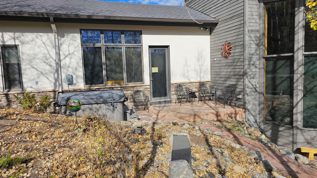 Photo of Patio Balcony in Three Peaks