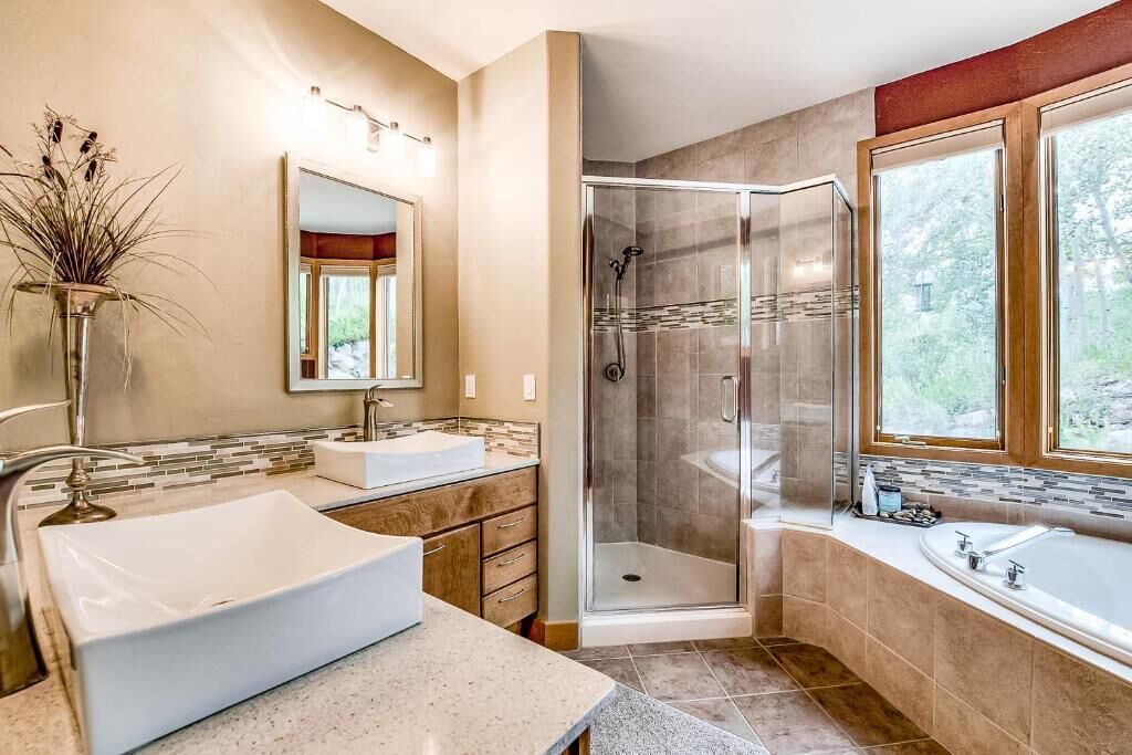 Photo of Bathroom in Three Peaks