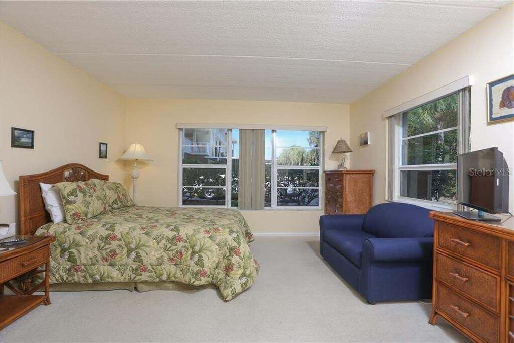 Photo of Others in Longboat Key